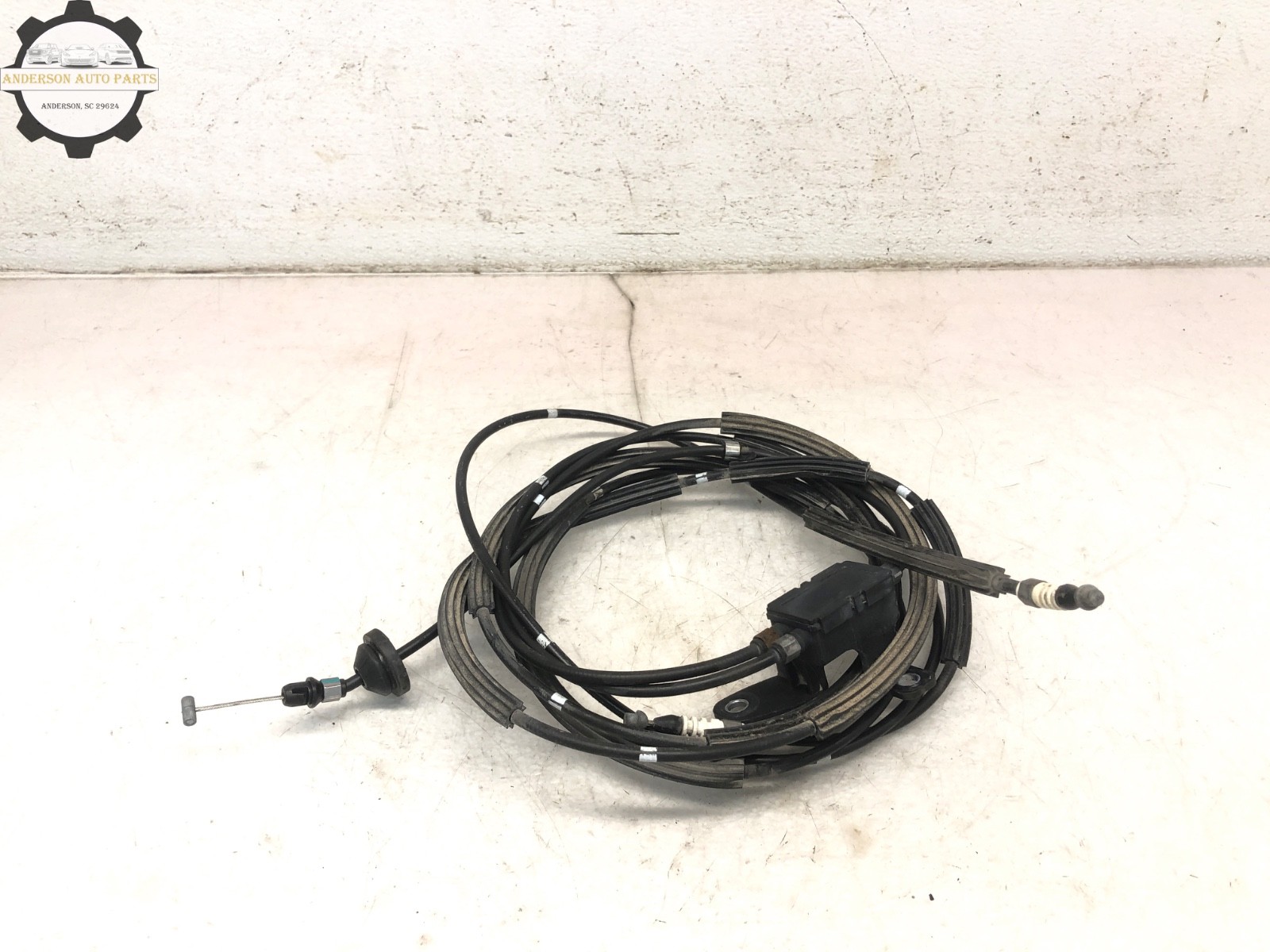 2017-2020 MASERATI LEVANTE FRONT HOOD BONNET LOCK LATCH RELEASE CABLE OEM