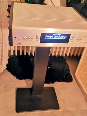 High End T+A Receiver E-Serie V 1.2 mit CD und Internetradio