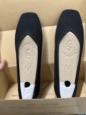 Vivaia Margot 2.0 Square-Toe V-Cut Flats Black Size US 9.5 /M