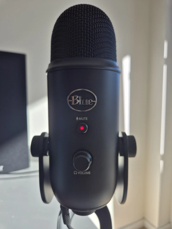 Blue Yeti USB microphone, black, rarely used - Bild 2 von 4