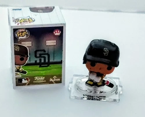 LUIS ARRAEZ 2026 TOPPS SUPER BOX EXCLUSIVE FUNKO BITTY POP! SAN DIEGO PADRES 🔥