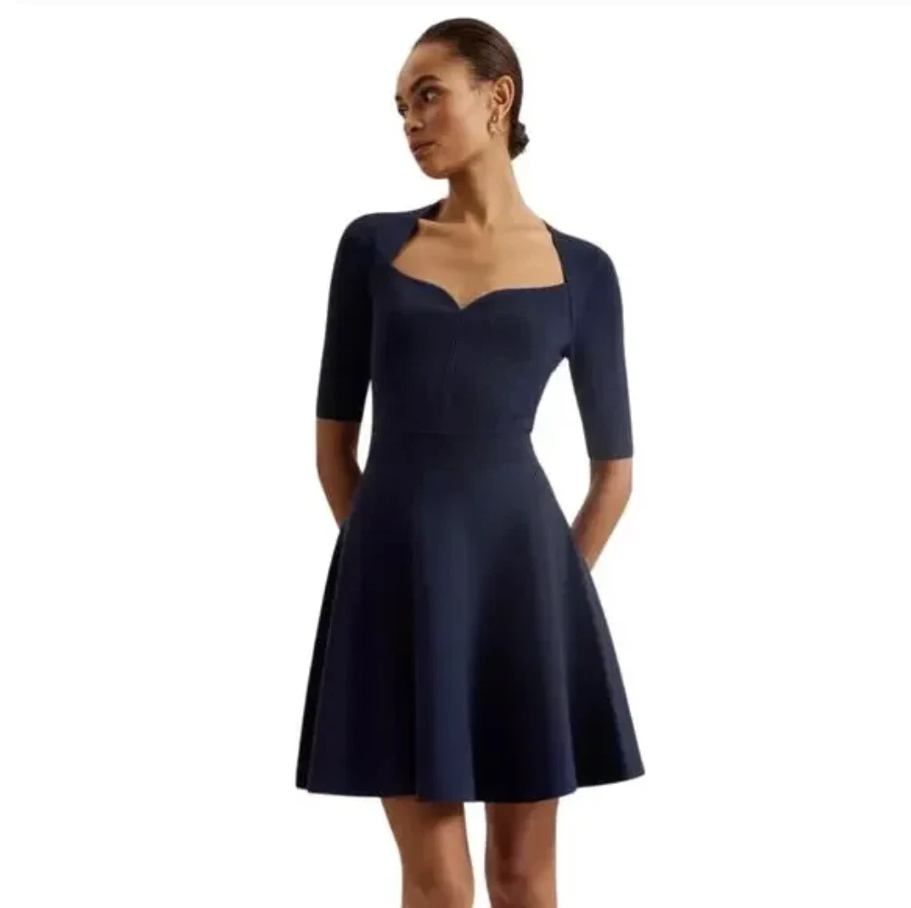 Robe Ted Baker London – Imprimé Serpent Jacquard – Taille 4 / US 10 – Style Fit & Flare