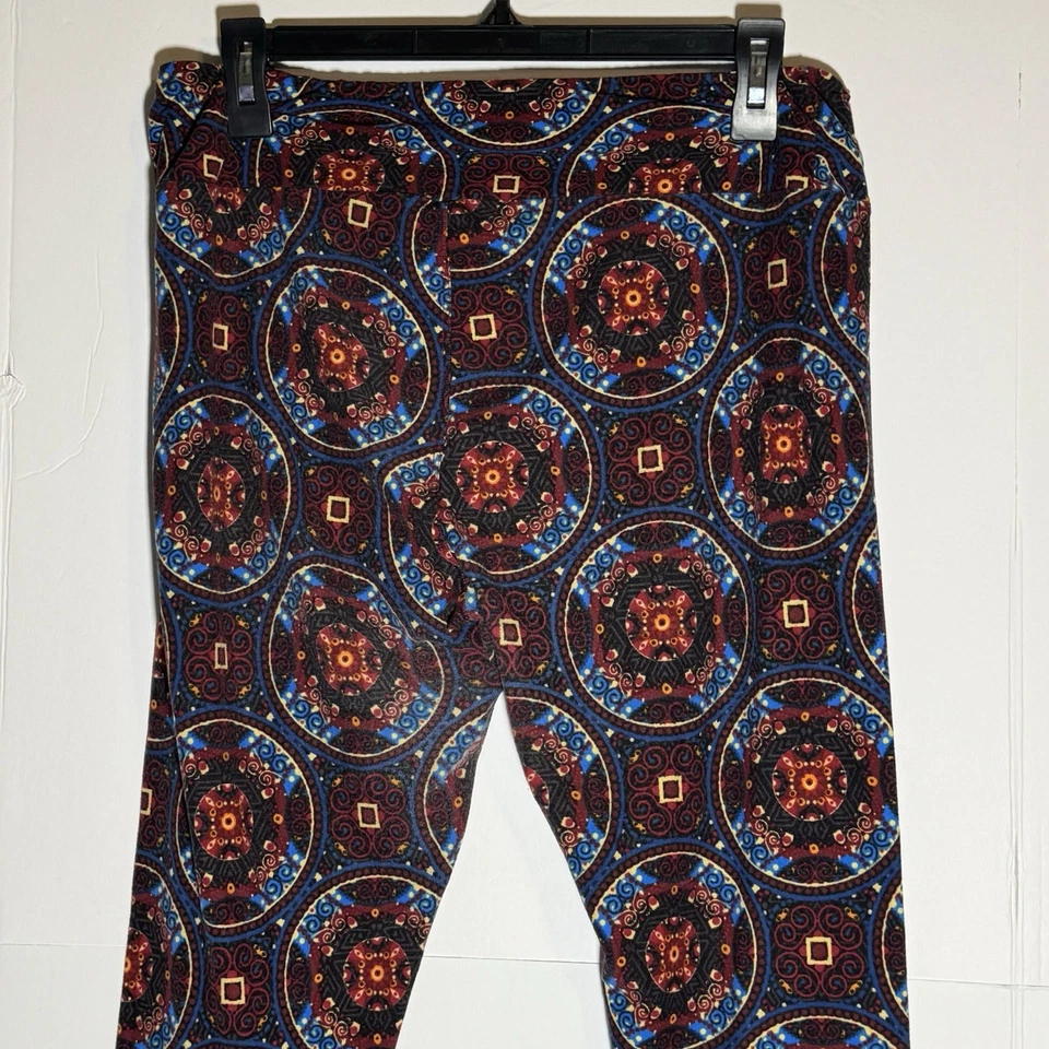 LEGGINGS altos y curvilíneos LULAROE TC púrpura/rojo geométrico Foto 4 de 4