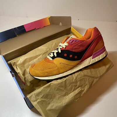 Size 13 - Saucony Ubiq x Shadow Master Pacific Dusk