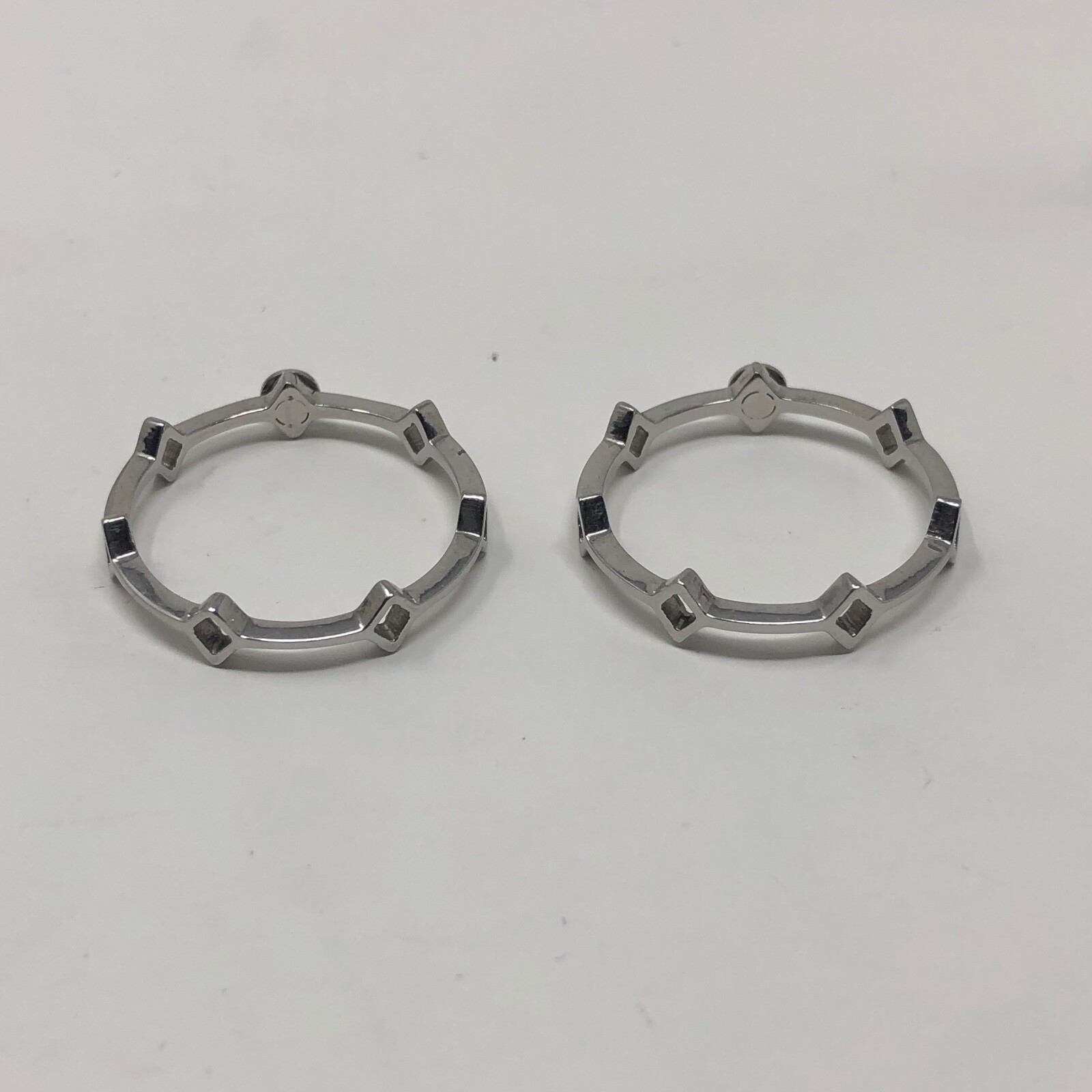 Henri Bendel Stackable Diamond Shape Ring Set Sil… - image 6