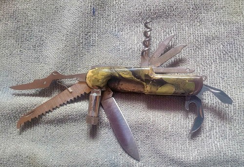 Camouflage Pocketknife Multi Tool Keychain 9 Functions Multi Blade Free Shipping