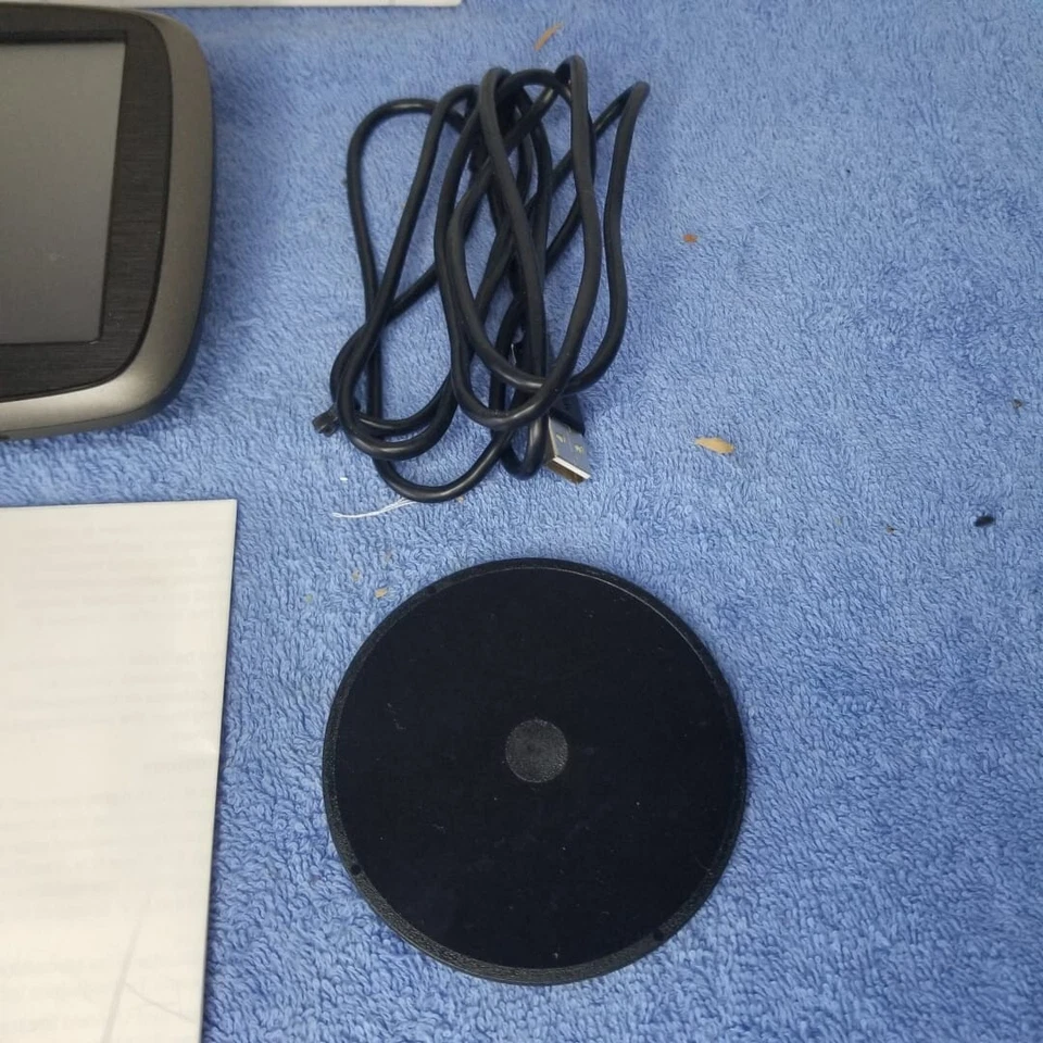 2014 Mint Box New Old Stock Tomtom GO 50 3D Maps Car GPS Navigation iPhone Link - Image 4 of 4