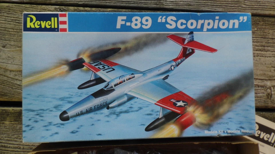 Northrop F-89 Scorpion -    von Revell - 1:72