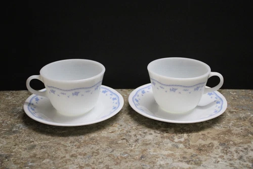 Set of 4 Vintage Pyrex Coffee Tea Cup & Saucer Morning Blue Flowers