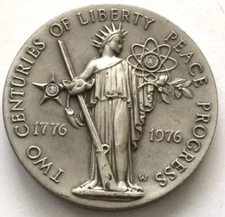 Vtg Longines Symphonette Two Centuries of Liberty Diamonds Sterling Silver Medal