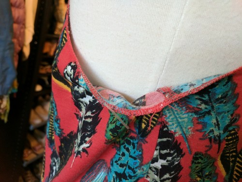 AMERICAN RAG CIE Tank Top Racer Back Feathers L - Picture 5 of 7