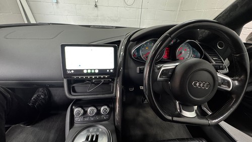 Audi R8 2008 4.2 V8 Manual (Very low miles!) - Picture 22 of 24
