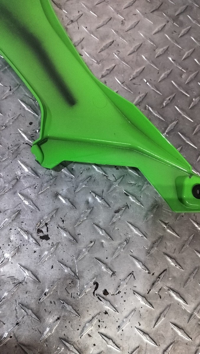 2021-2025 KAWASAKI ZX10R OEM RIGHT SIDE UPPER FAIRING ASSEMBLY