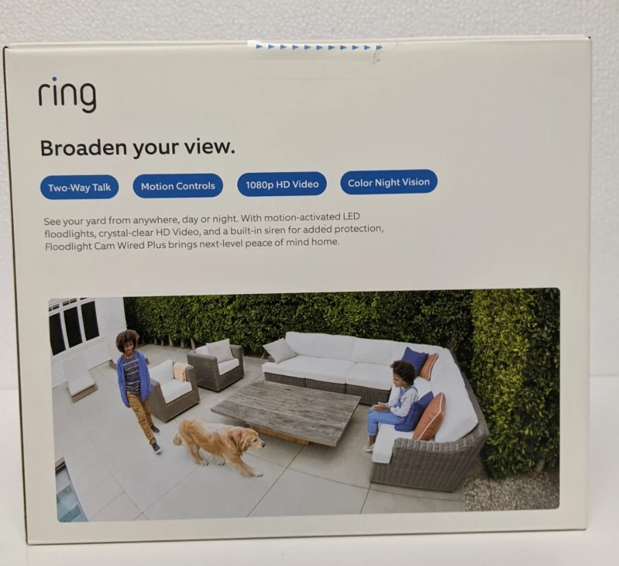 Ring Floodlight Cam Wired Plus 1080p Surveillance Camera - White - NEW - Image 3 of 4