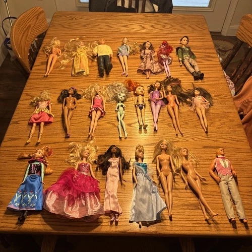 22x Vintage Barbie Doll Lot Some Nude Dolls Few other Brands Monster High Read