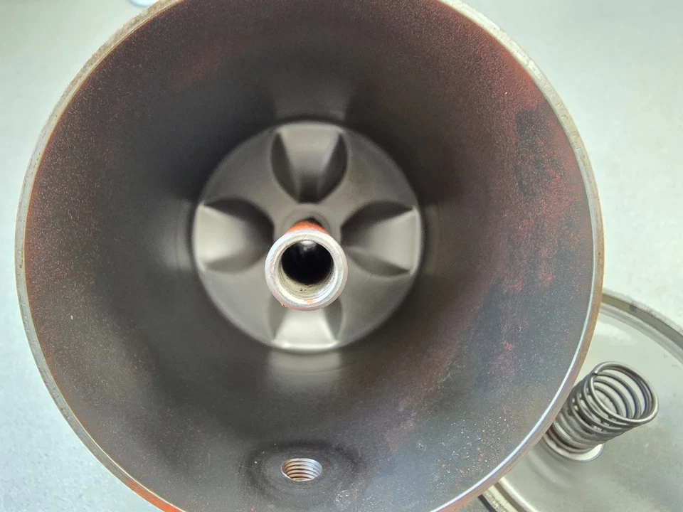 BONITO BOTE FILTRO ACEITE ORIGINAL USADO ORIGINAL PORSCHE 356 A B C SC 912 MARCO #10 Foto 4 de 4