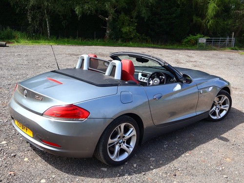 BMW Z4 (E89) 23i SDrive Automatic with Private Plate. - Picture 3 of 21