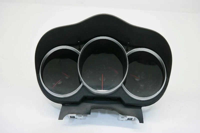 Cuadro velocímetro Mazda RX8 2004-06 a través 31/10/05   Foto 2 de 4