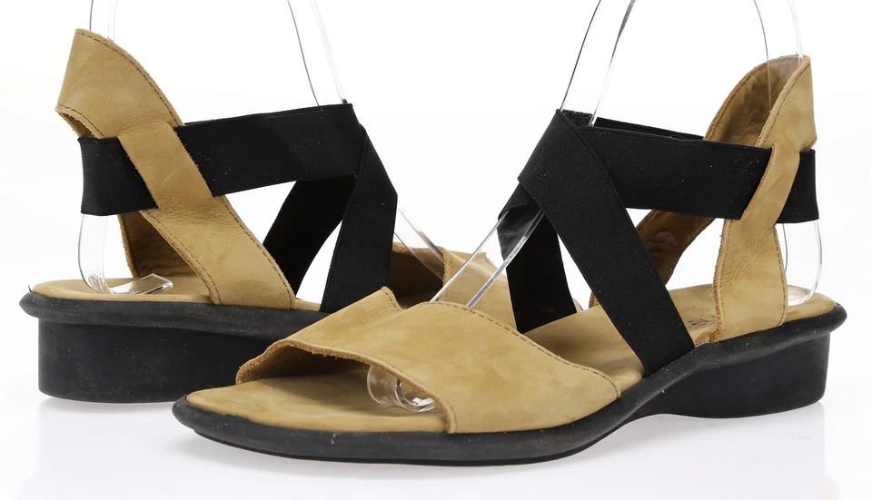 Sandalias planas Arche para mujer negras y beige de gamuza con correa cruzada talla 37 nuevas 216712 Foto 2 de 4