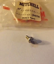 1 NOS Garcia Mitchell 206 207 208 218 FISHING REEL Bearing retainer screw 82229