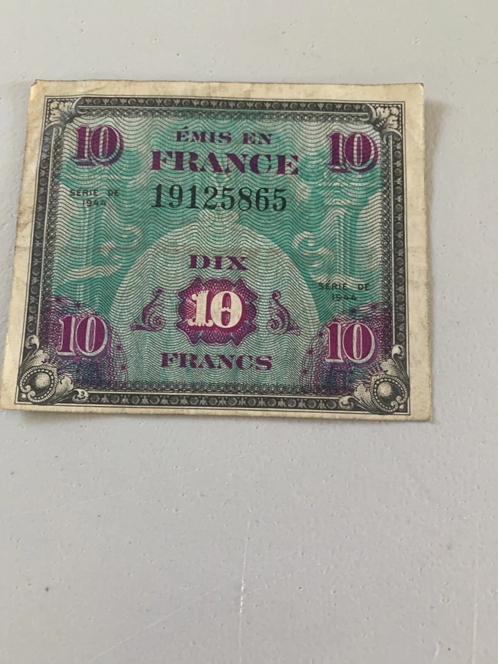 1944 EMIS EN FRANCE  DIX    10   FRANCS    FLAG  on BACK SMOKE FREE HOME - Image 2 of 4