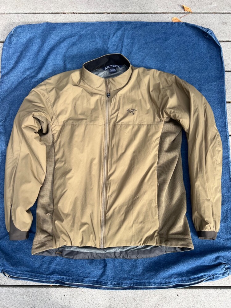 Arcteryx Leaf Atom LT Gen 1- XL - Crocodile - Excellent condition