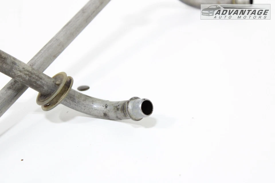 HUMMER H2 2003-2007 4x4 6,0 L motor V8 enfriador de aceite línea manguera tubo OEM Foto 4 de 4