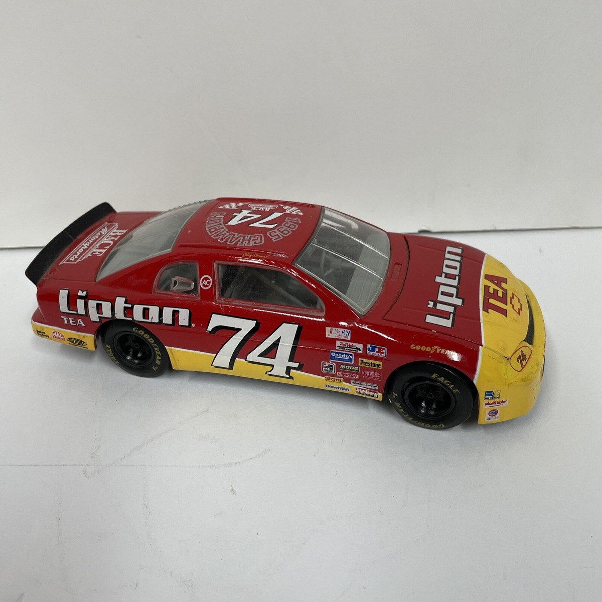 Racing Champions Johnny Benson Jr #74 Lipton Tea 1:24