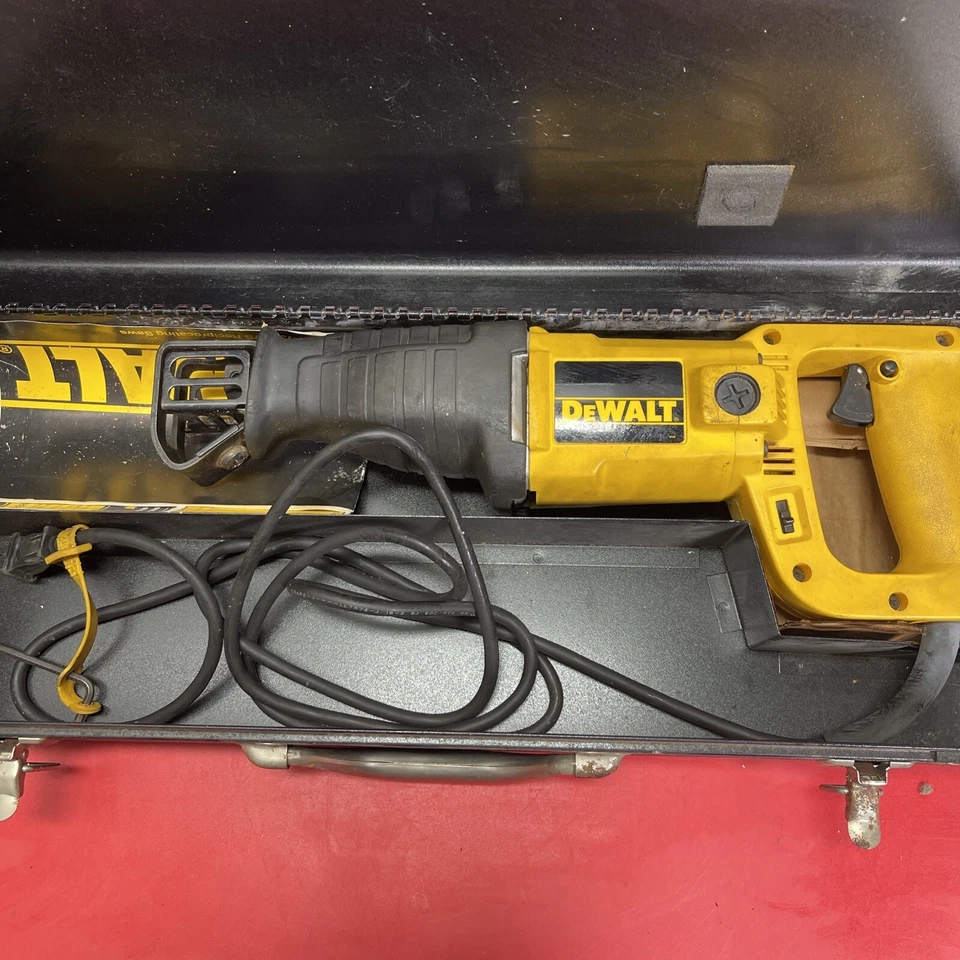 dewalt reciprocating saw DW304 - Image 2 of 4