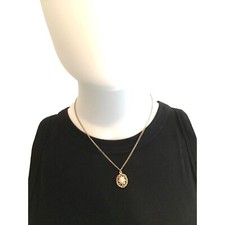 WOMENS GOLD WITH PEARL COLOR CENTER NECKLACE
