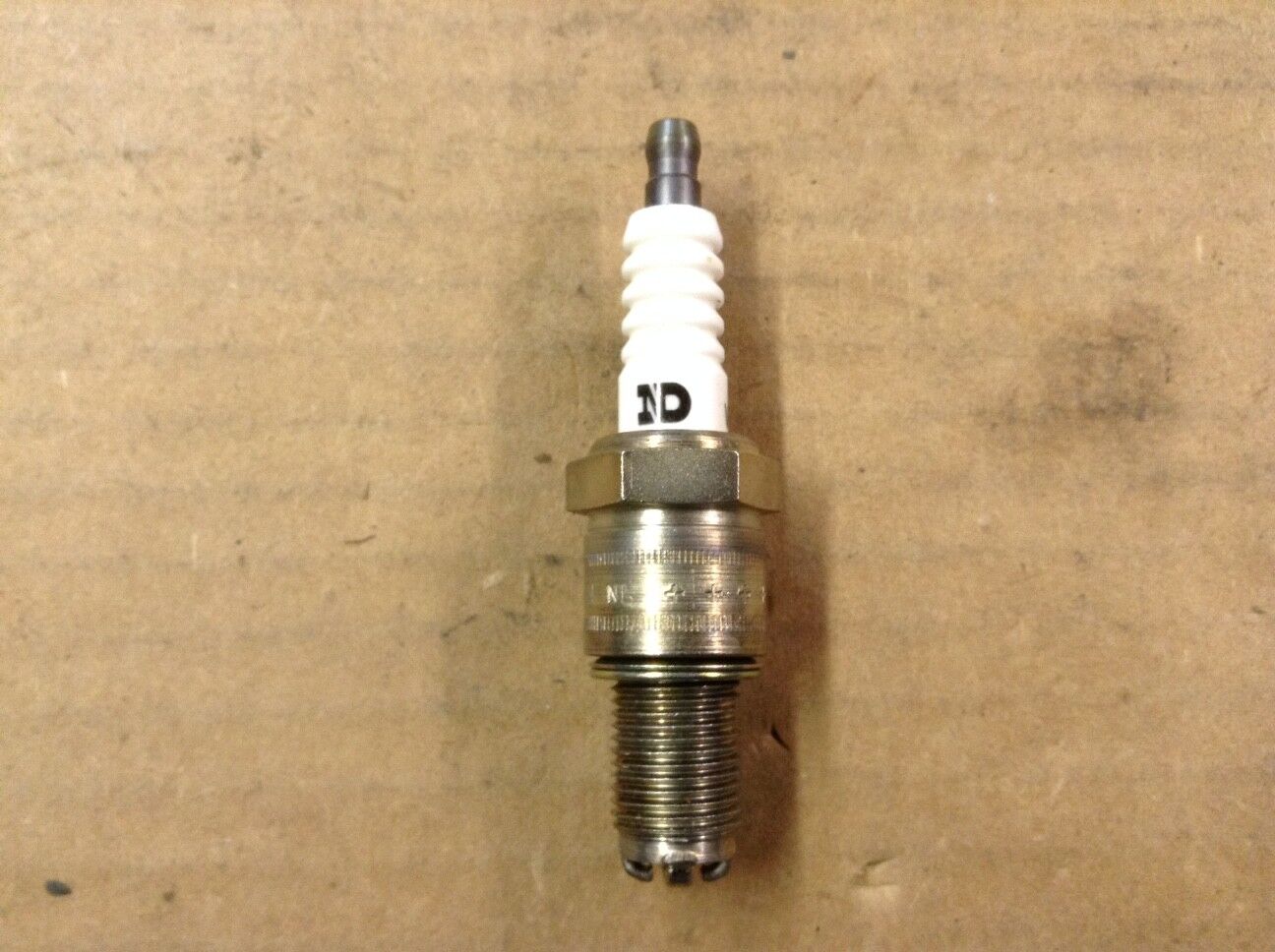 New Denso W25EDR14 Spark Plug Plugs - QTY 1
