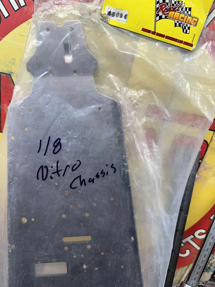 REDCAT RACING #88004 1/8 Scale Aluminium Chassis - Image 3 of 4