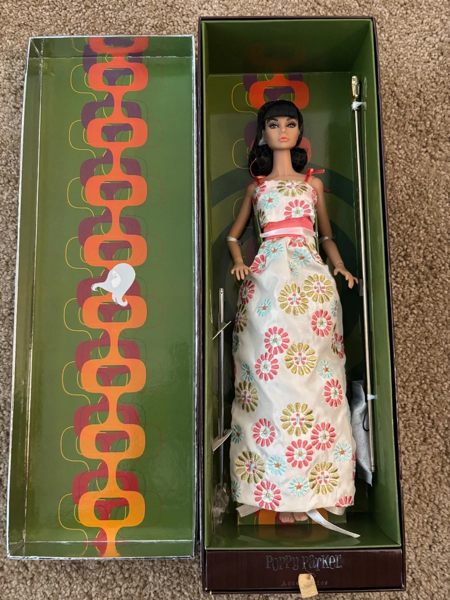 Integrity Toys Original (Unopened) Dolls & Doll Playsets for sale