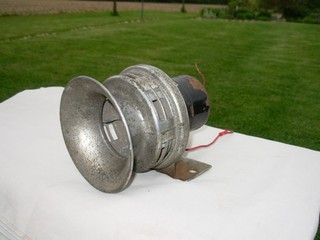 Vintage Universal Security Instruments Siren Alarm Horn 12V D.C. Works See Video