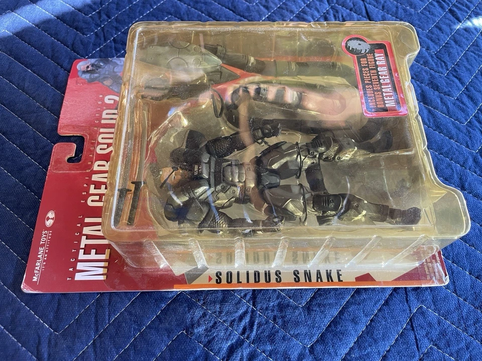 Figura serpiente McFarlane Toys Metal Gear Solid 2 Solidus sin abrir nueva Foto 2 de 4