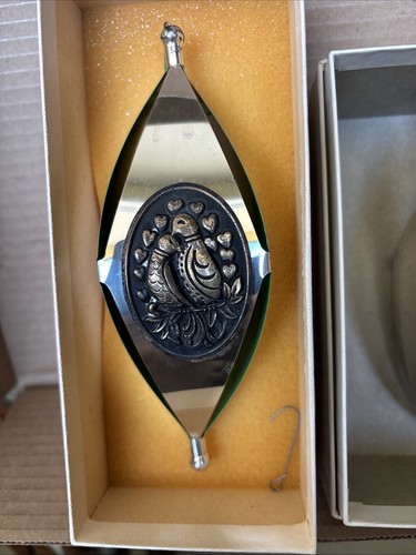 VINTAGE zwei Turteltauben UND drei französische Henne von International Ornament
