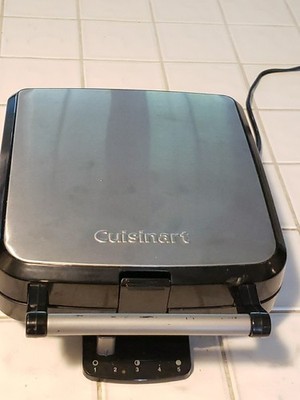 Cuisinart 4-Slice Square Belgian Waffle Maker - Five setting controls-NEVER USED