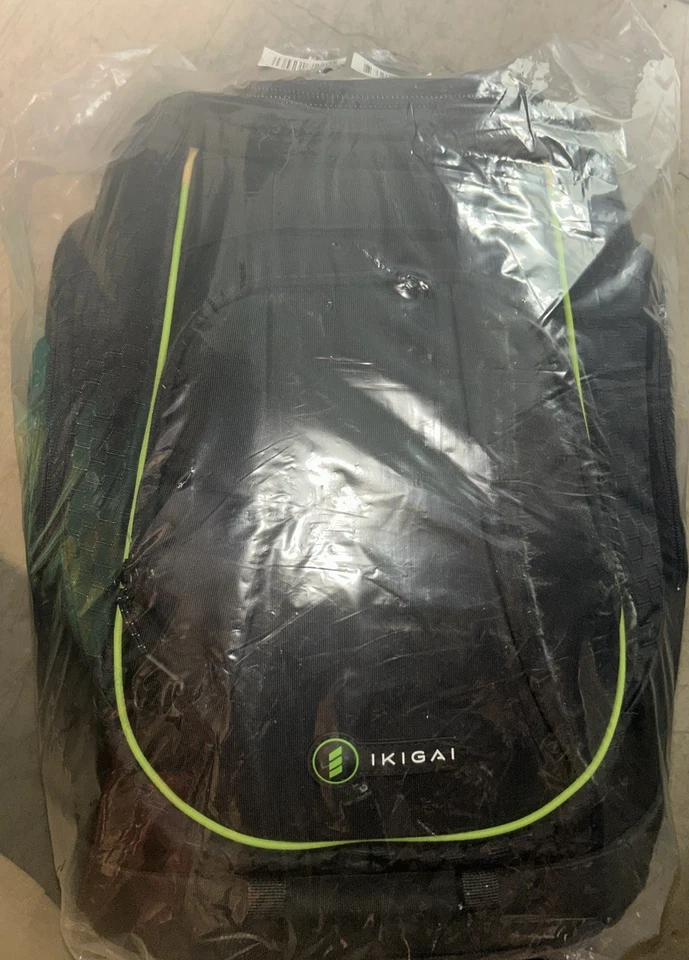IKIGAI RIVAL MEDIUM BLACK BACKPACK W/CAMERA HOLDER in package - Image 2 of 3