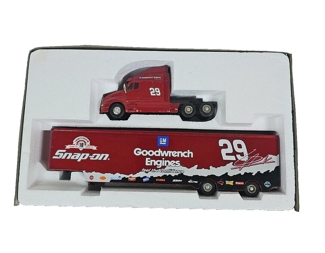 Игрушечные прицепы Action Diecast & Toy масштаб 1:64