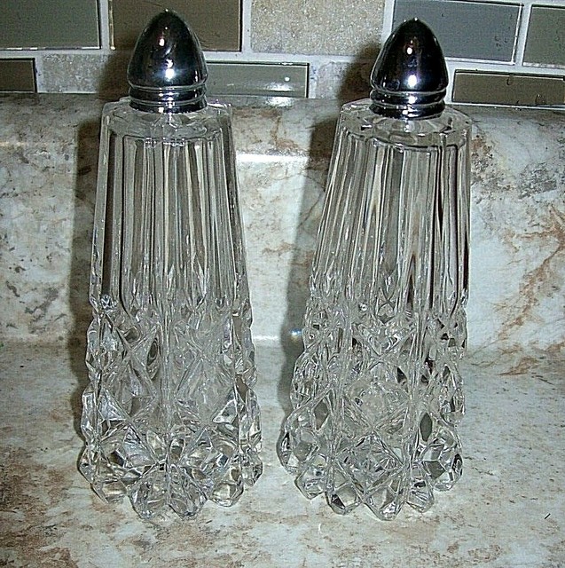 VINTAGE DIAMOND PATTERN BRILLIANT CUT GLASS SALT & PEPPER SHAKER SET eBay