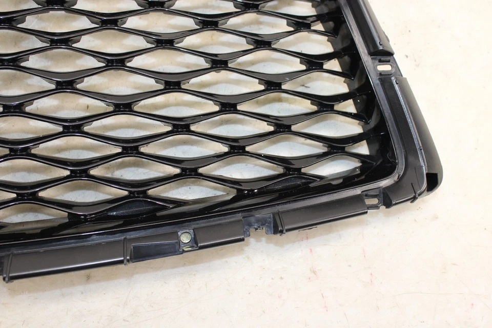 Infiniti Q50 2018-2020 parrilla delantera 623106HH0A OEM **dañado** Ku30 Foto 3 de 4