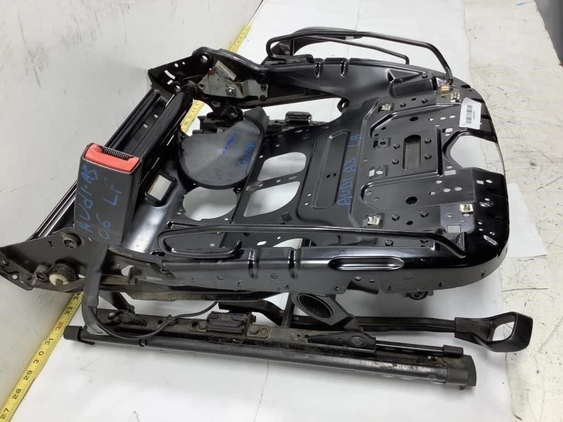 2006 2007 AUDI A3 DIANTEIRO ESQUERDO BANCO DO LADO DO MOTORISTA INFERIOR ALMOFADA QUADRO FABRICANTE DE EQUIPAMENTO ORIGINAL+ - Imagem 2 de 4