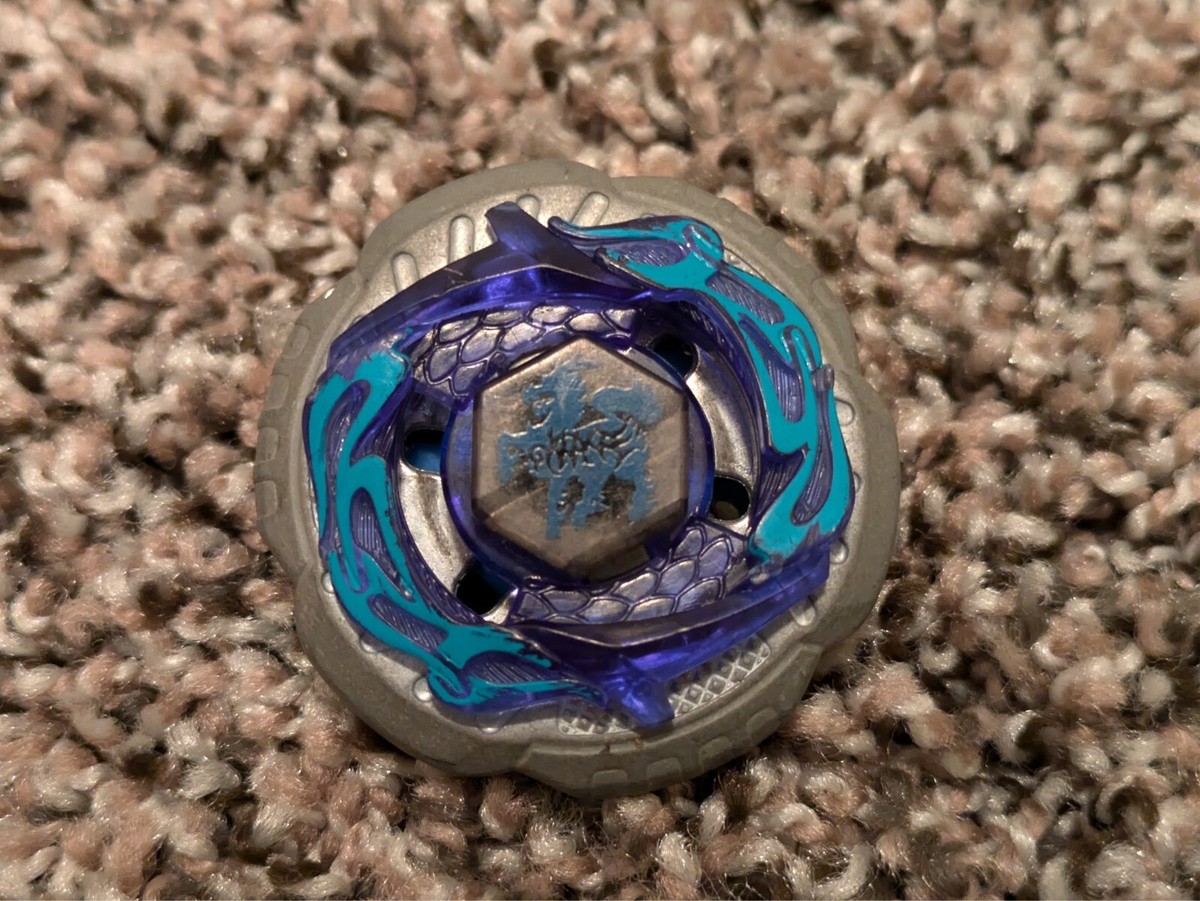 Rock Zurafa R145WB Blue 2 Pack Ver Beyblade HASBRO METAL FURY