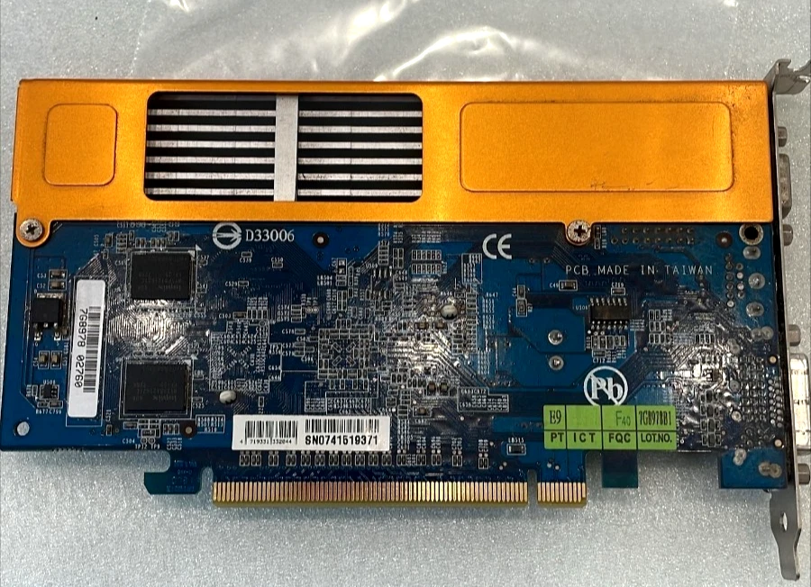 Gigabyte Nvidia GeForce 8400 GS 512MB GDDR2 PCI-E X16 Video Graphivs Card - Image 4 of 4