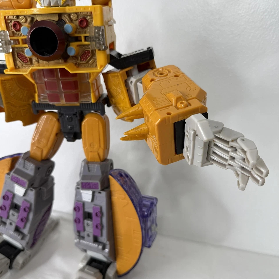 Vintage Transformers Armada Unicron Action Figure 2003 Hasbro Takara Electronic - Image 3 of 4