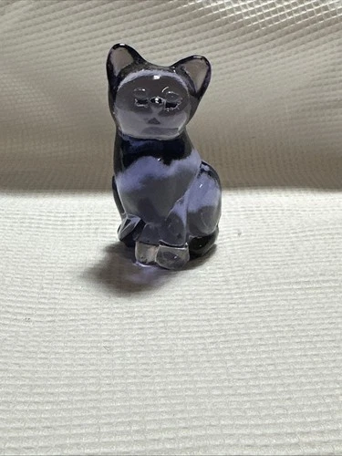 Fenton Art Glass Purple Cat Figurine Figure