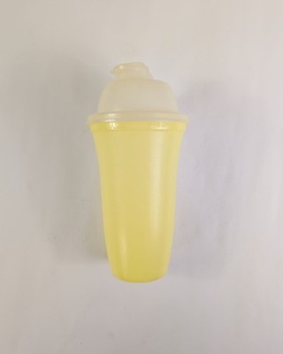 Vtg Tupperware Yellow Quick Shake Blender Shaker With Lid Salad Dressing 844-12