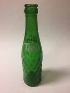 Vintage Teem Soda Starburst Logo Green Glass Beverage Soda