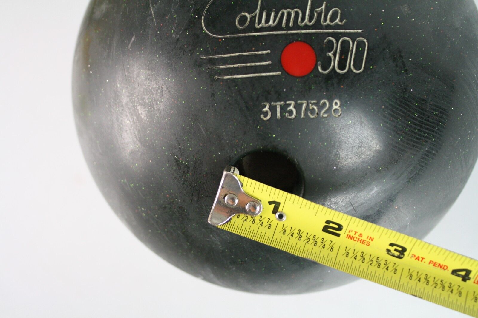 Columbia 300 Bowling Ball 15.9b Blue w/ Green & Red Dotes w/ Bag