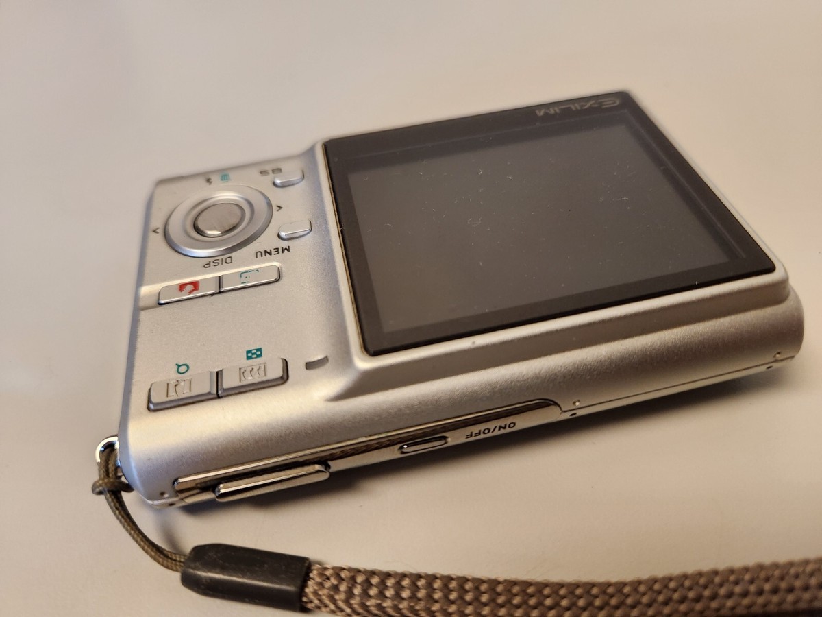 Casio Exilim EX-Z60 Digital Camera Silver - FOR PARTS/REPAIR